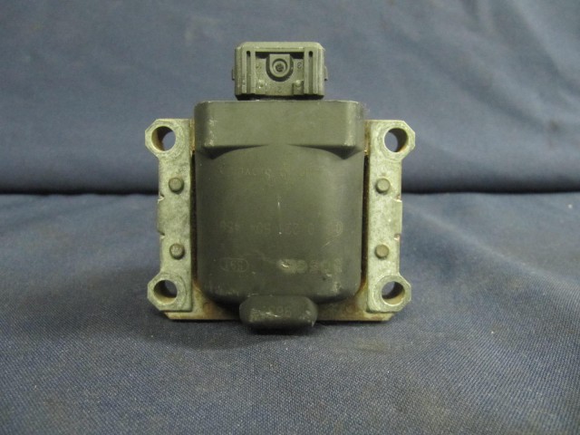 Bosch gyújtótrafó 0221504456