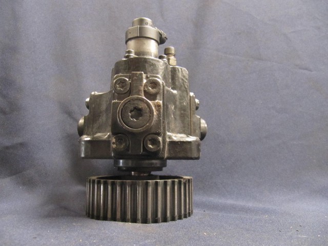 Alfa Romeo 147, 159, Fiat Multipla, Stilo, Bravo, 1,9 8v Diesel  nagynyomású üzemanyag szivattyú 55205935