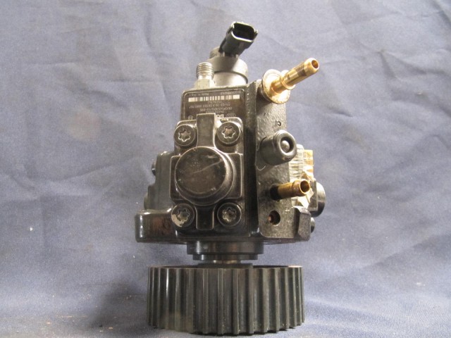 Bosch 55234362 nagynyomású üzemanyag szivattyú