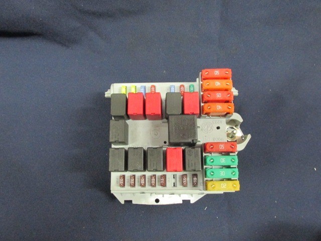 Fiat Punto 1999-2003 benzines külső biztosíték tábla 46760247