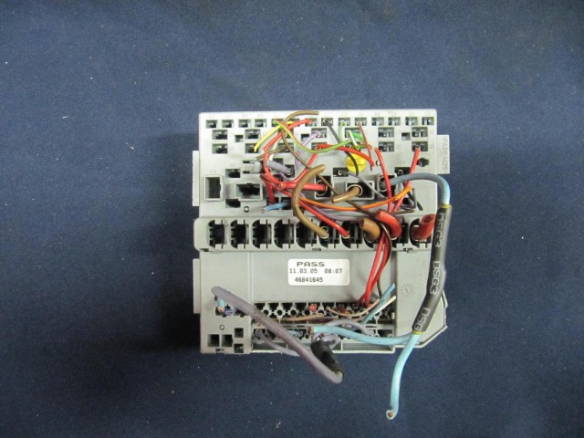 Fiat Panda II benzin  külső biztosíték tábla 46841645