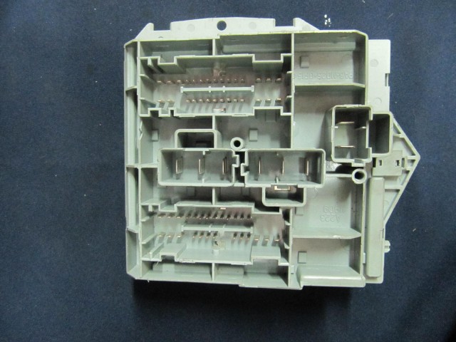 Alfa Romeo Brera, Spider külső biztosíték tábla 50508214