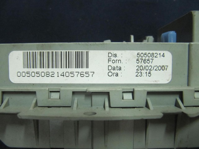 Alfa Romeo Brera, Spider külső biztosíték tábla 50508214