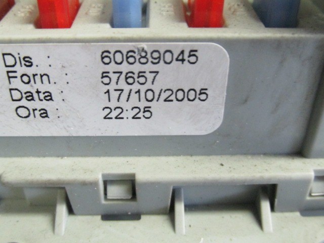 Alfa Romeo 159  külső biztosíték tábla 60689045