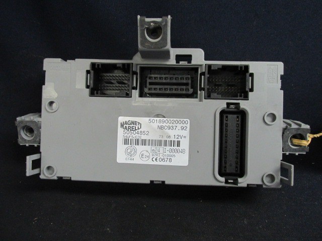 Alfa Romeo 147 immobiliser doboz 50504852