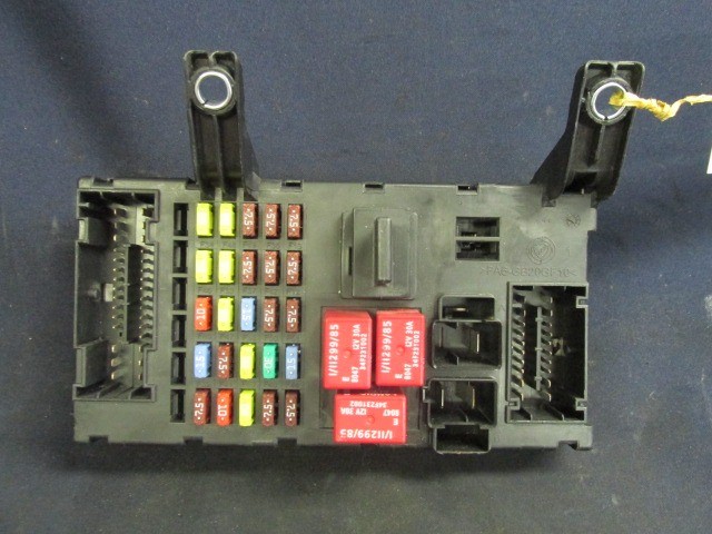 Fiat Linea belső biztosíték tábla 51825658