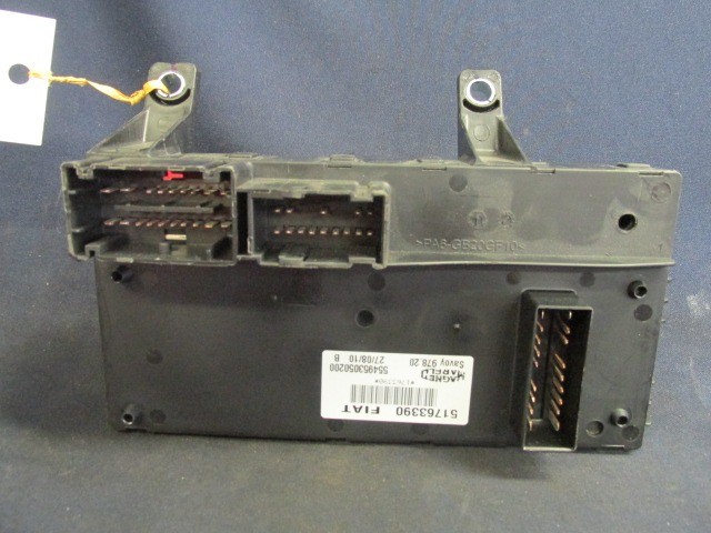 Fiat Linea belső biztosíték tábla 51825658