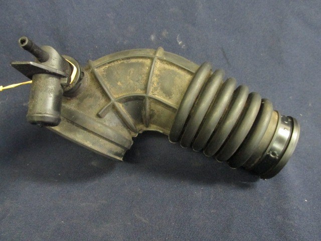 Fiat Punto 46529093 levegőcső-légtömegmérőből a túrbóba