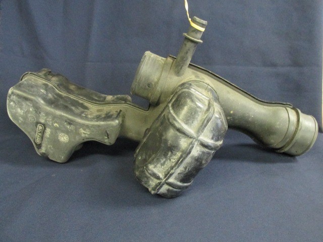 Fiat Bravo/Brava/Marea 46535688 számú levegőcső-légszűrőházból a szívócsonkba