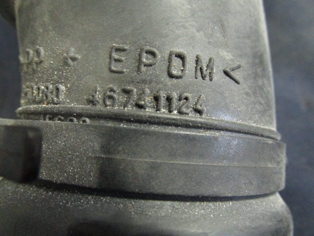 Alfa Romeo 147, Gt  levegőcső-légtömegmérőből a szívócsonkba 46741124