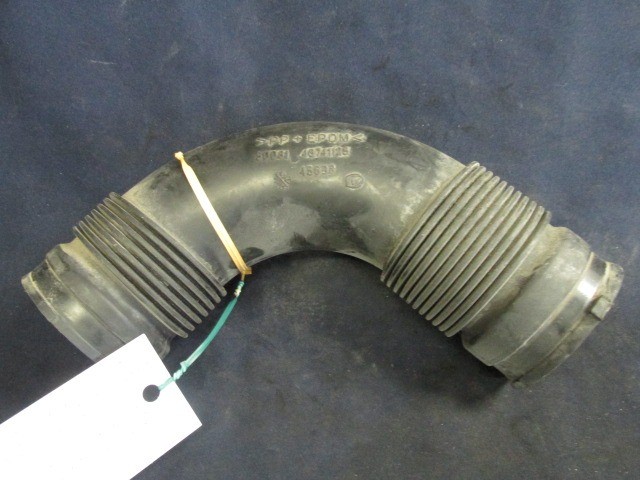 Alfa Romeo 147, Gt  levegőcső-légszűrőházból a légtömegmérőbe