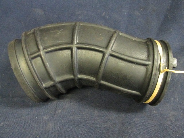 Alfa Romeo 145-146/Fiat Marea-Bravo-Brava 46749627 számú levegő cső -légszűrőházból a légtömegmérőbe