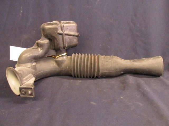 Fiat Punto Nouva 46876975 számú levegőcső-szívócső a légszűrőházba