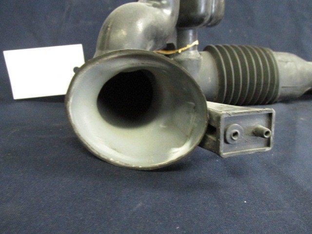 Fiat Punto Nouva 46876975 számú levegőcső-szívócső a légszűrőházba