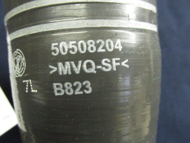 Alfa Romeo 159 1,9 16v Diesel levegőcső-turbóból az intercollerba 50508204