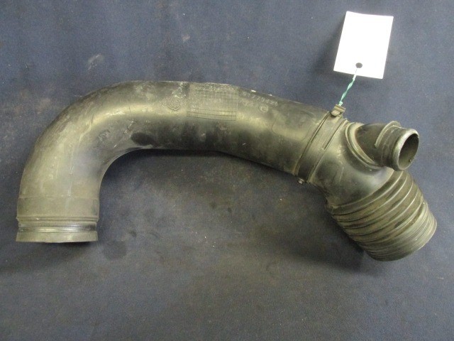 Alfa Romeo 159, Brera, Spider levegőcső légtömegmérőből a turbóba 51773420