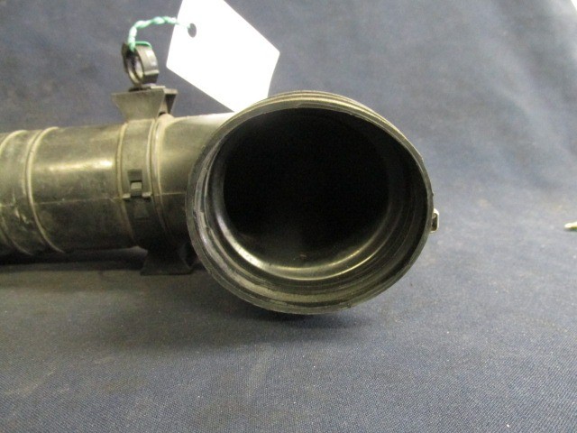 Fiat Grande Punto levegőcső-légtömegmérőből a túrbóba 51793175