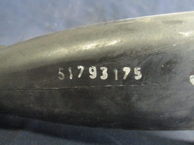 Fiat Grande Punto levegőcső-légtömegmérőből a túrbóba 51793175