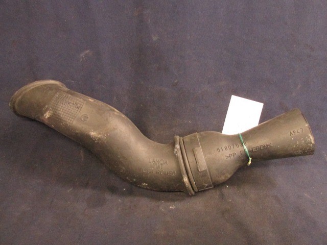 Alfa Romeo Giulietta 51807538 számú levegőcső-szívócső a légszűrőházba