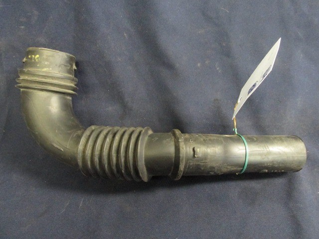 Fiat Panda  levegőcső-szívócső a légszűrőházba 51871443