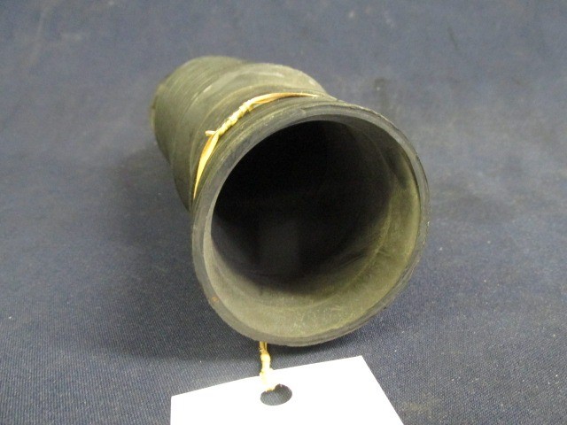 Fiat Punto III. 55181136 számú levegőcső-szívócső a légszűrőházba 