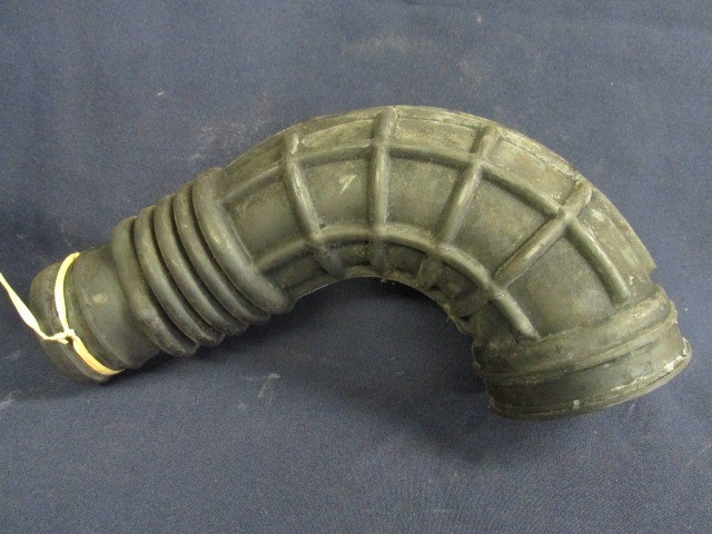 Fiat Doblo 55182567 számú levegőcső-légtömegmérőből a túrbóba