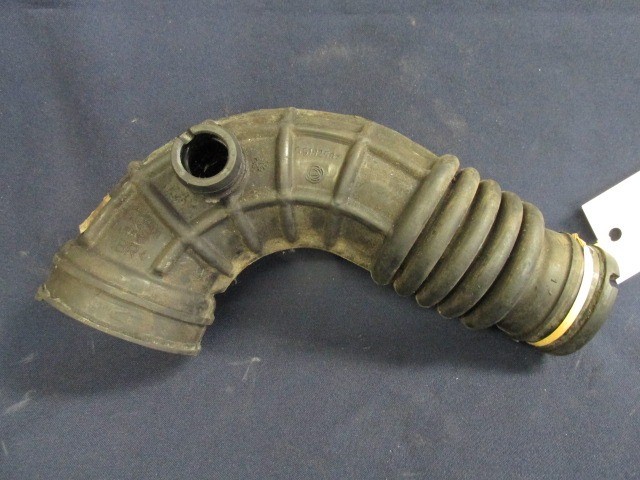 Fiat Doblo 55182567 számú levegőcső-légtömegmérőből a túrbóba