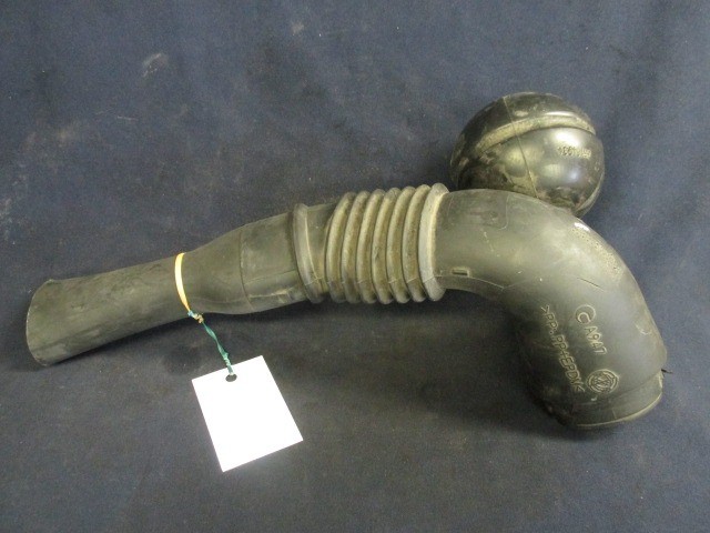 Lancia Musa/Fiat Idea 55184934 számú levegőcső-szívócső a légszűrőházba