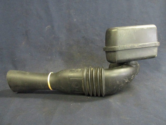 Fiat Stilo 55184944 számú levegőcső-szívócső a légszűrőházba