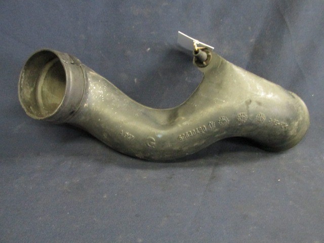 Alfa Romeo 156 60630490 számú levegőcső-szívócső a légszűrőházba