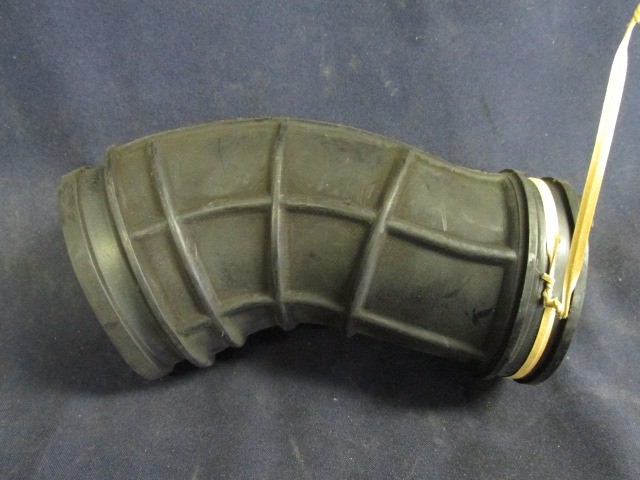 Fiat Bravo 60654978 számú levegőcső-légszűrőházból a légtömegmérőbe