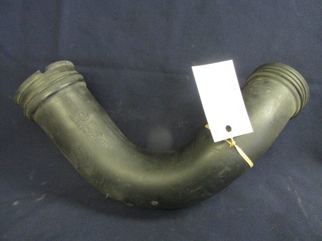 Alfa Romeo 156 60658873 számú levegőcső-légszűrőházból a légtömegmérőbe