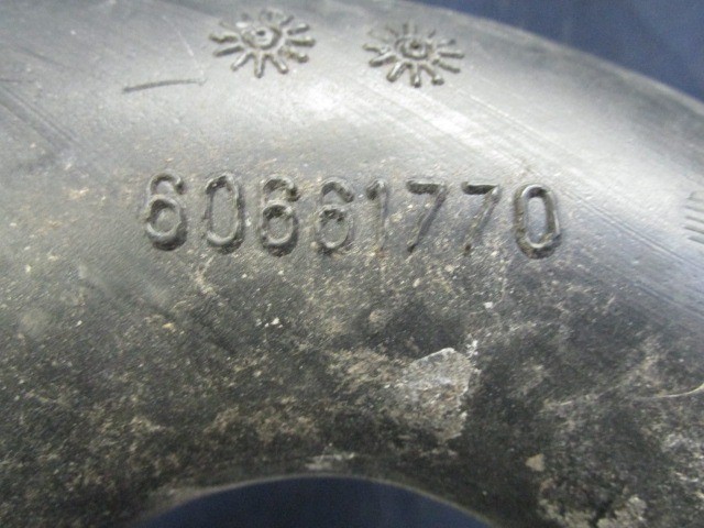 Alfa Romeo 166 60661770 számú levegőcső-szívócső a légszűrőházba