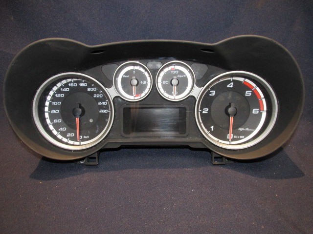 Alfa Romeo Mito 50517154 számú óracsoport