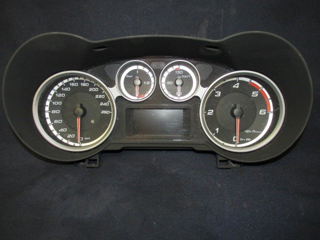 Alfa Romeo Mito 50527742 számú óracsoport