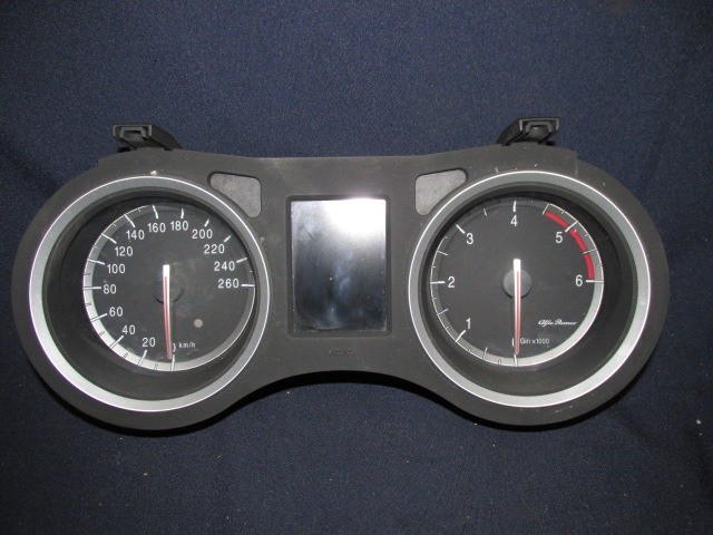 Alfa Romeo 159 56079254 számú óracsoport