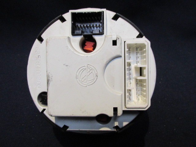 Alfa Romeo 156 benzines fordulatszámmérő 60653710