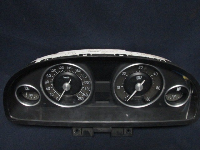 Lancia Thesis 60682040 számú óracsoport