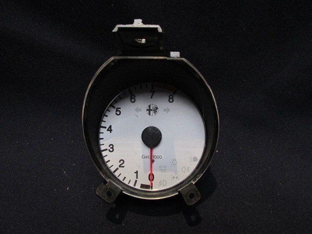 Alfa Romeo 156 benzines fordulatszámmérő 156034467