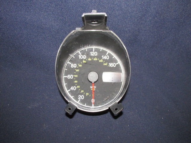 Alfa Romeo 156 156049821 számú óracsoport (angol)