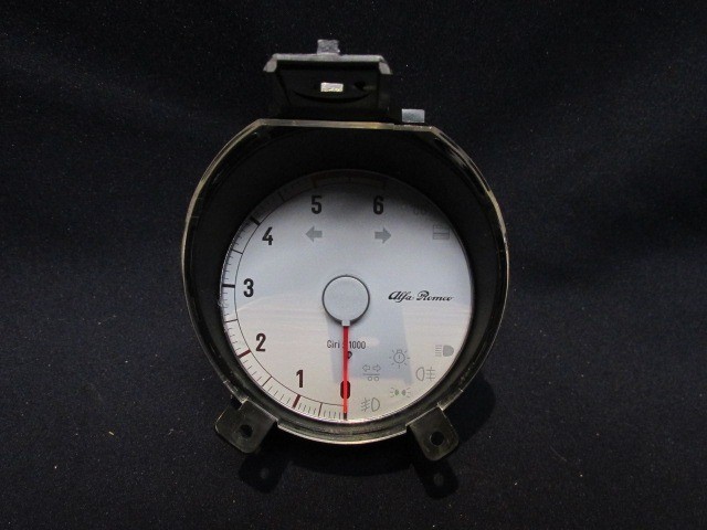 Alfa Romeo 156 Crosswagon fordulatszámmérő 156052670