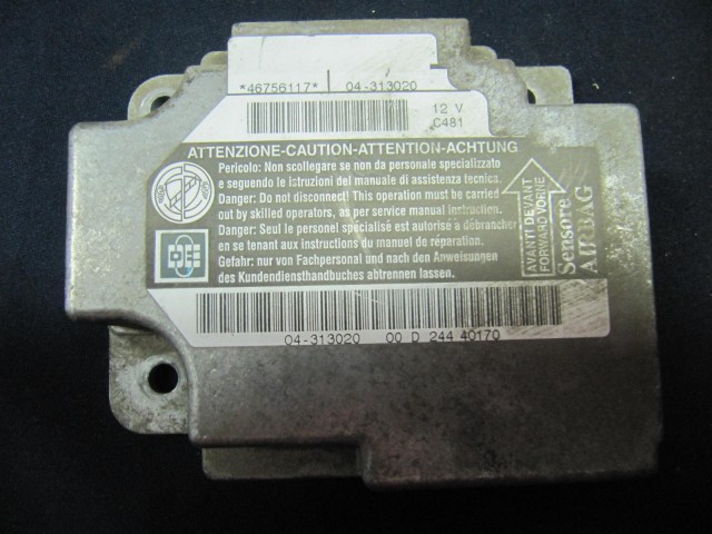 Alfa Romeo 147 46756117 számú légzsák indító elektronika