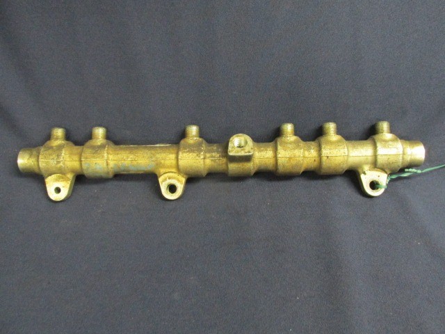 Alfa Romeo 156/166 Lancia Lybra 0445215008 számú rail cső