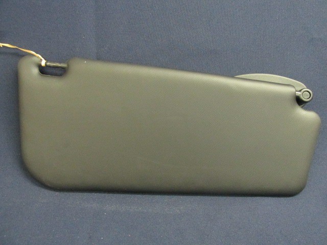 Alfa Romeo Mito fekete színű, sima, bal oldali napellenző