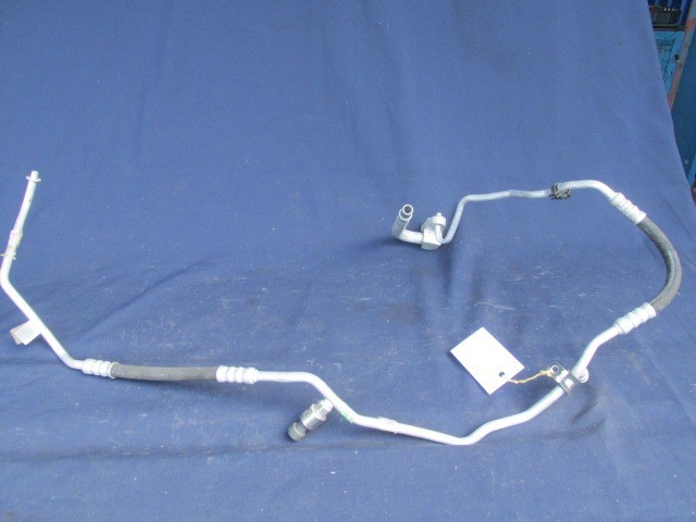 Alfa Romeo Mito 1,4 16v benzin klímacső 50512732