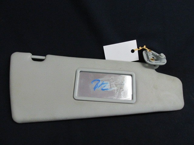 Fiat Bravo 1995-2001 világos szürke színű,tükrös, jobb oldali napellenző