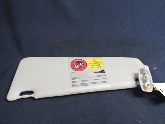 Fiat Idea szürke színű,tükrös,jobb oldali napellenző