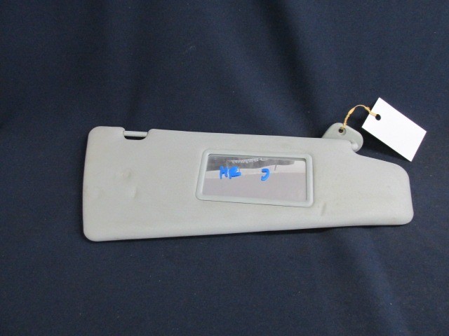 Fiat Marea világos szürke színű,tükrös,jobb oldali napellenző