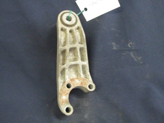 Fiat Bravo/ Stilo 46789378 számú alsó kitámasztó gumibak