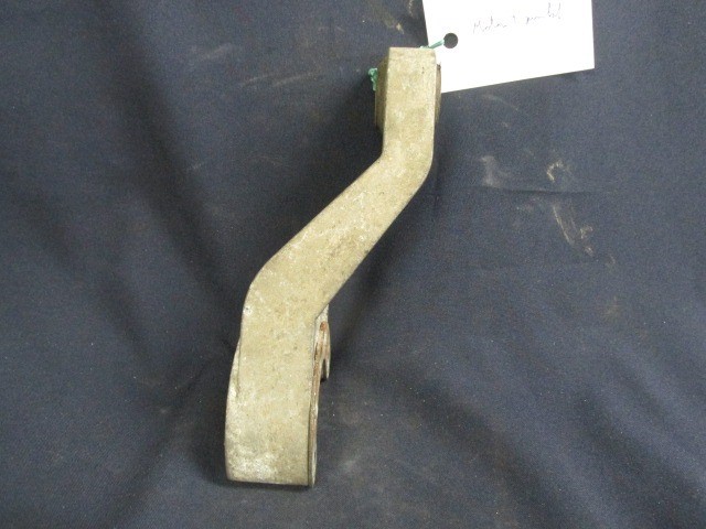 Fiat Bravo/ Stilo 46789378 számú alsó kitámasztó gumibak